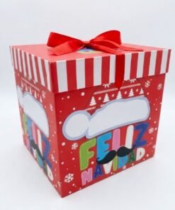 Caja para regalo navideña medidas 21cm largo  x 21cm ancho x 22 cm alto surtido